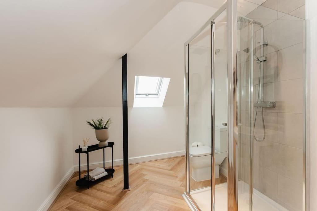 Boutique Apartment - Mazerystays Exley Exterior foto
